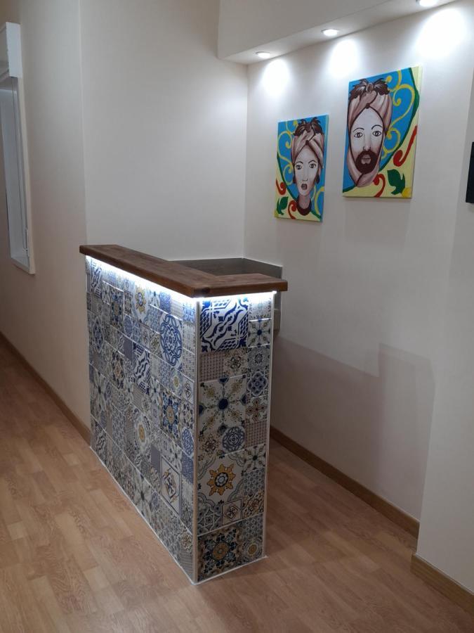 Milazzo: La Porta Delle Eolie Bed & Breakfast Eksteriør bilde
