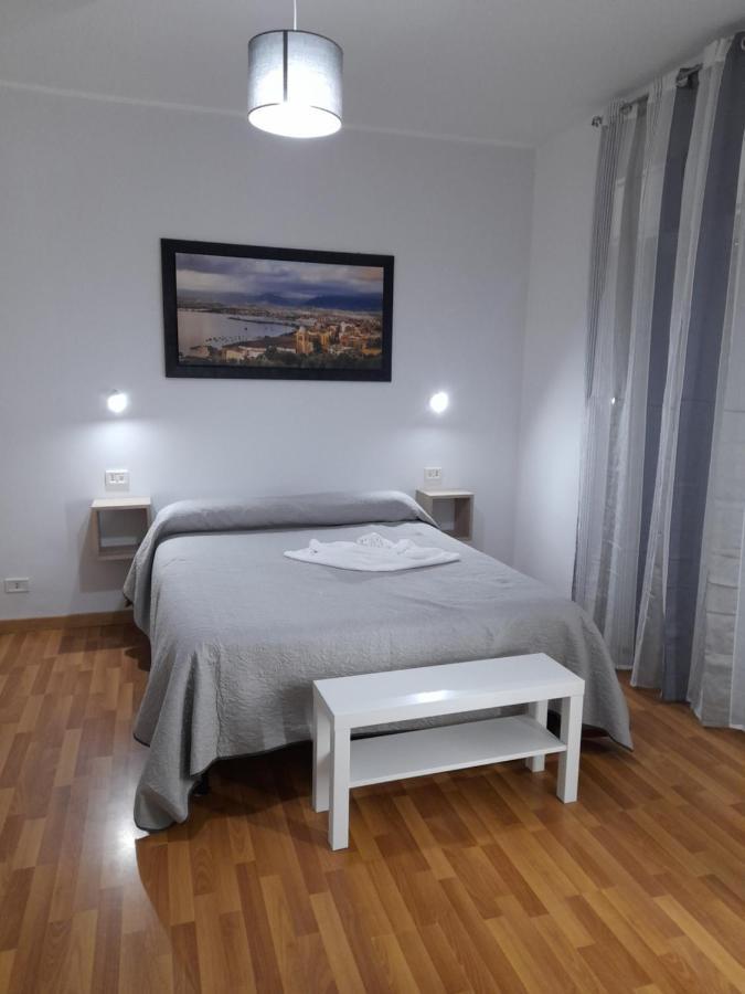 Milazzo: La Porta Delle Eolie Bed & Breakfast Rom bilde