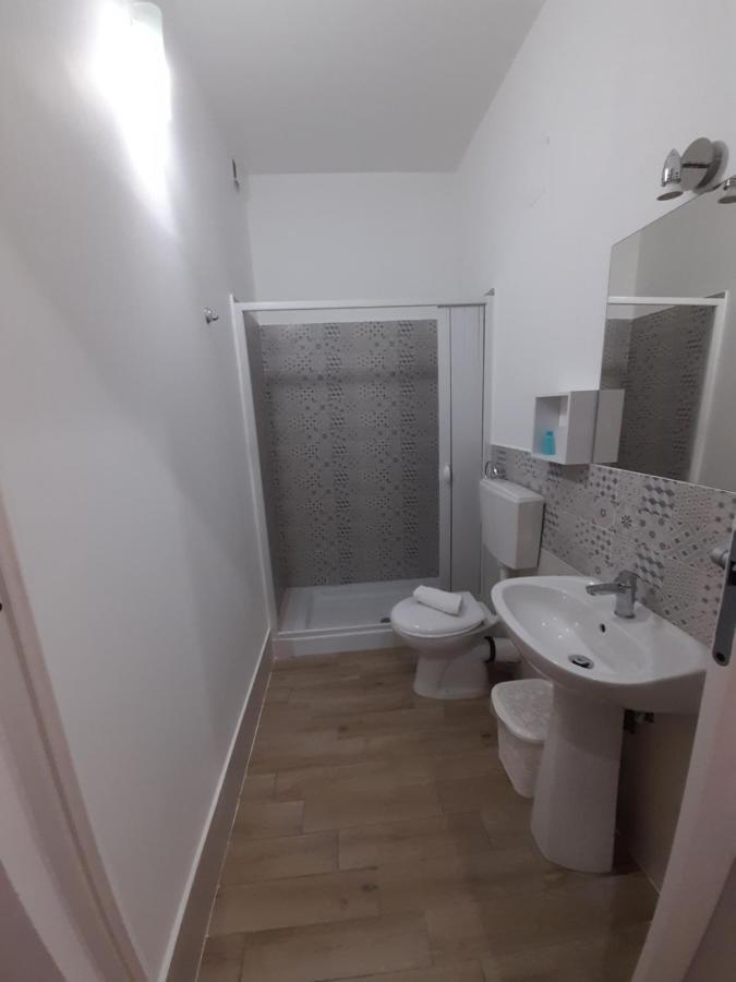 Milazzo: La Porta Delle Eolie Bed & Breakfast Eksteriør bilde